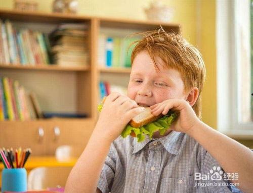 梦到孩子吃瓜,孩子吃瓜背后的温馨寓意