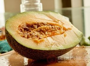 吃哈密瓜长胖呢,吃出健康身材的秘诀解析