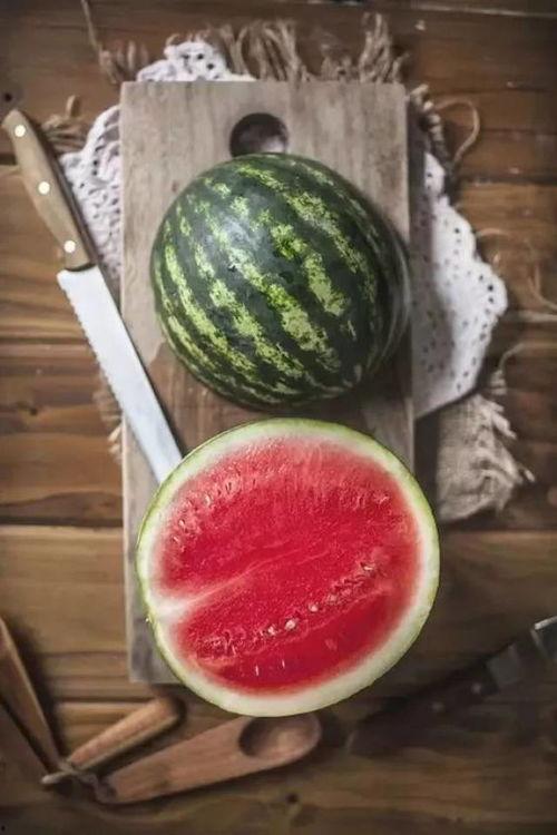 老街挑瓜吃,品味传统，尽享挑瓜美食之旅