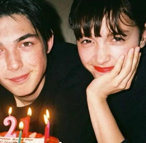 金凯瑞吃瓜头像,揭秘喜剧大师的幽默魅力