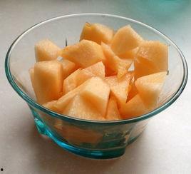 孕期早晨吃哈密瓜,营养美味两不误